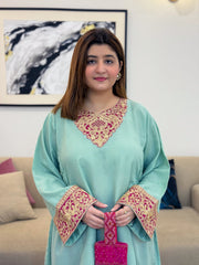 Twinkle 2pcs embroidered