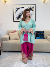 Twinkle 2pcs embroidered