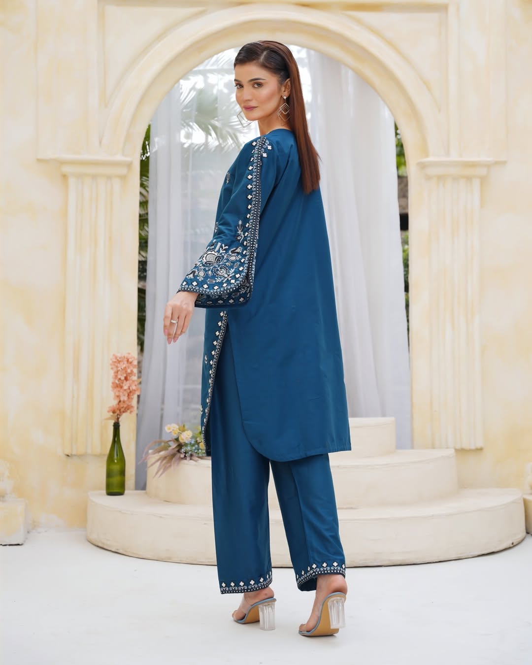 Bloom zinc Embroidered