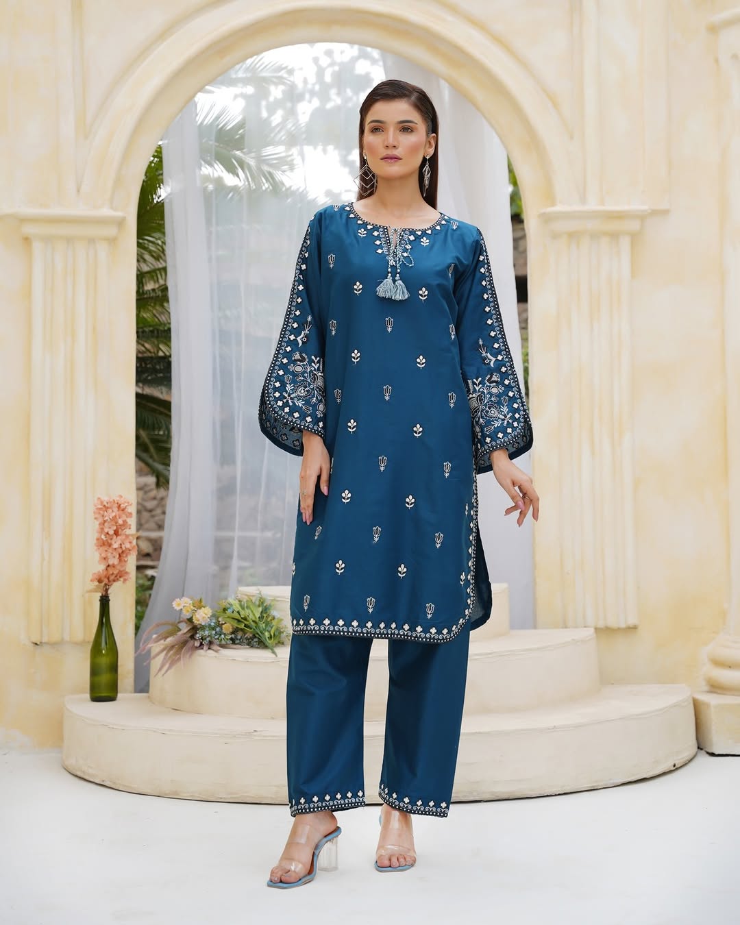 Bloom zinc Embroidered