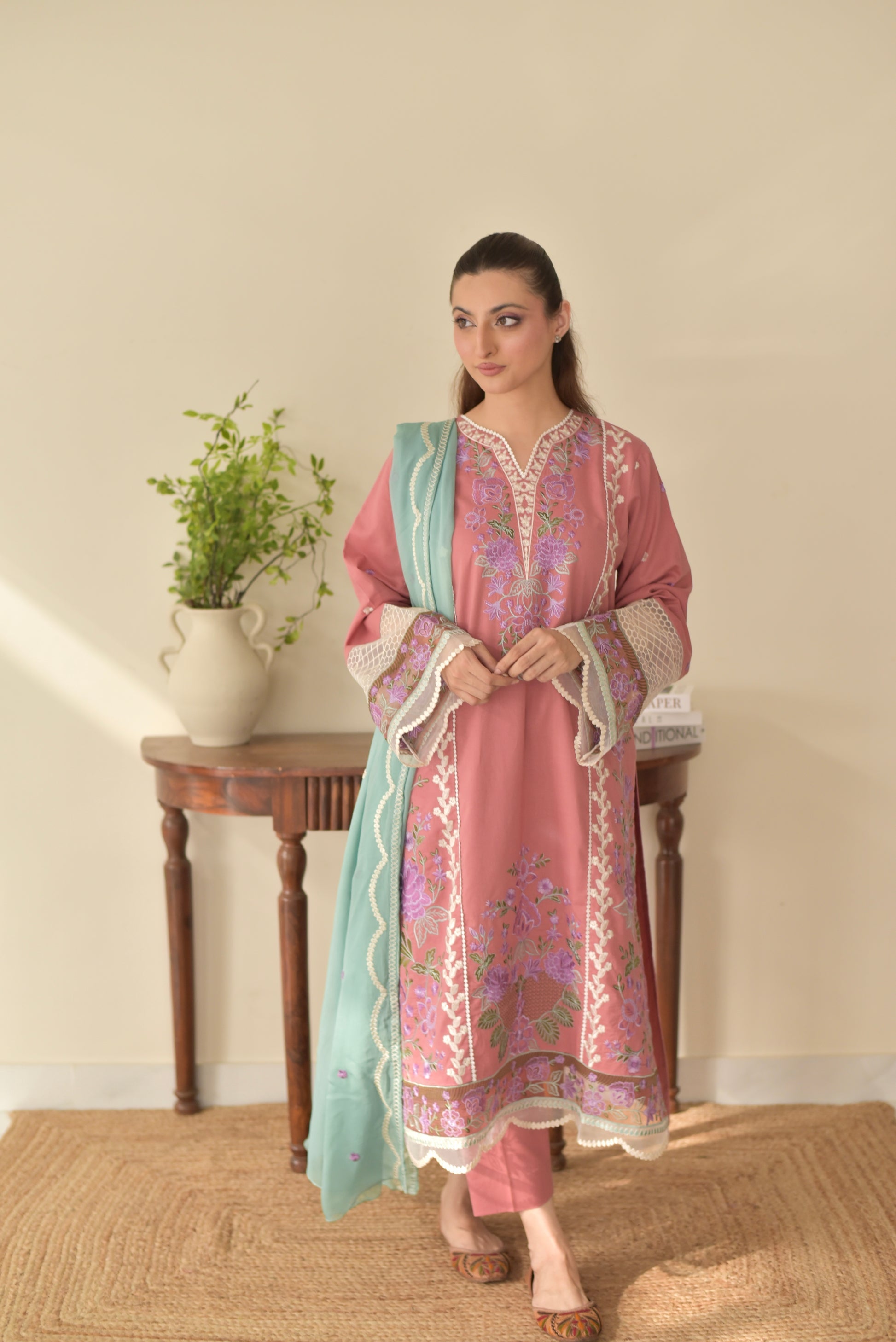 Pink Valentina embroidered 3pcs